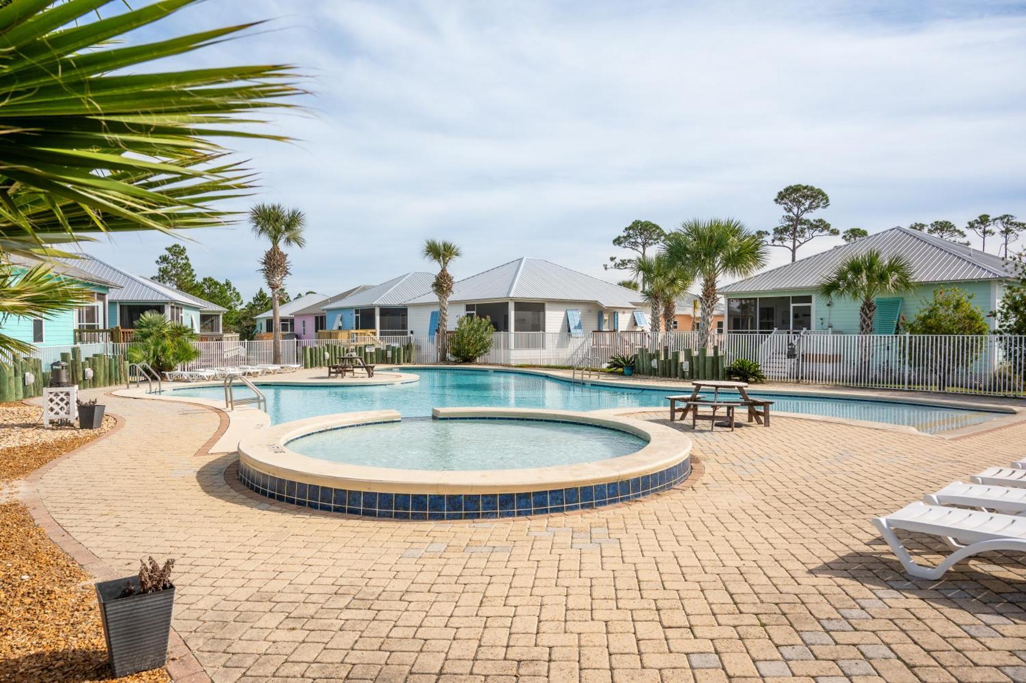Cottage Beach House Steps From Beach 3 Bedroom 2 Bath Gulf Shores Eksteriør bilde